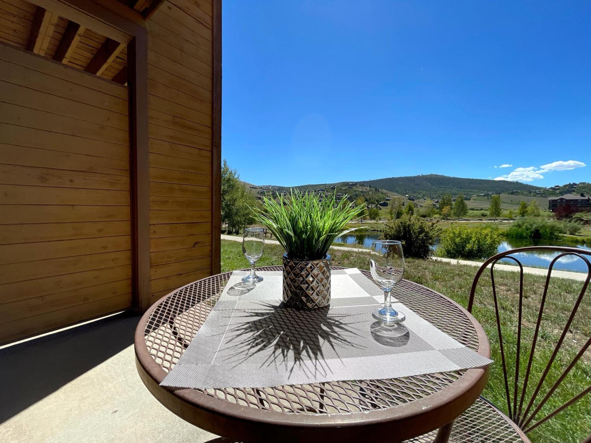 Relax, Adventure, Views, Amenities+Memories Apartamento Granby Exterior foto