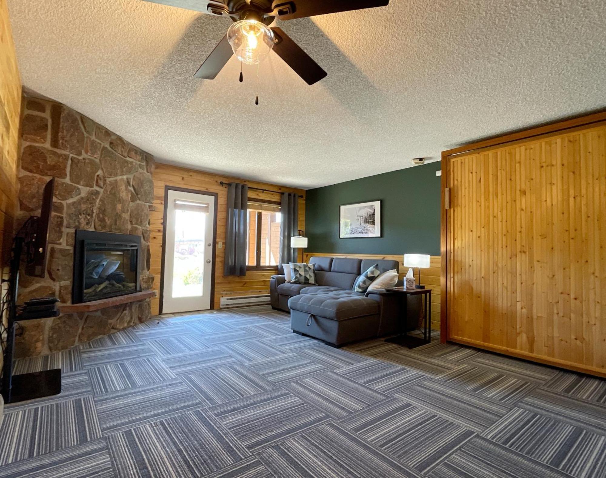 Relax, Adventure, Views, Amenities+Memories Apartamento Granby Exterior foto