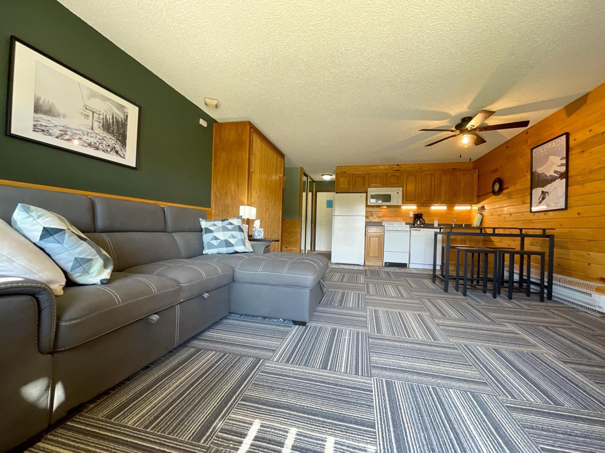 Relax, Adventure, Views, Amenities+Memories Apartamento Granby Exterior foto